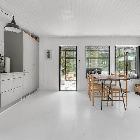 度假居 Lovely In With Kitchen Vejby