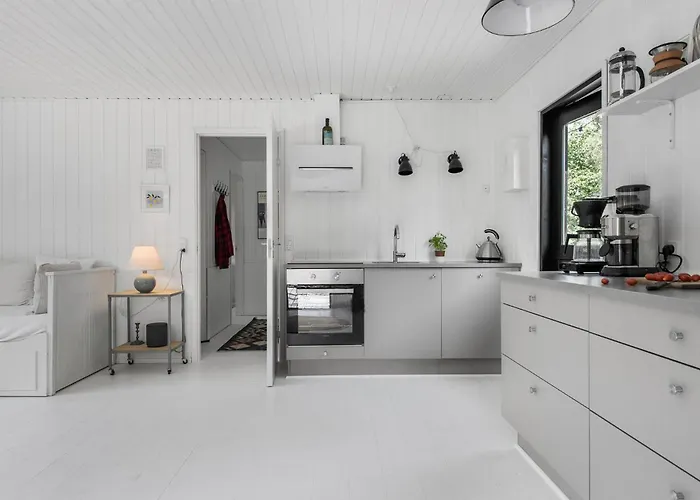 Semesterbostad Lovely In With Kitchen *